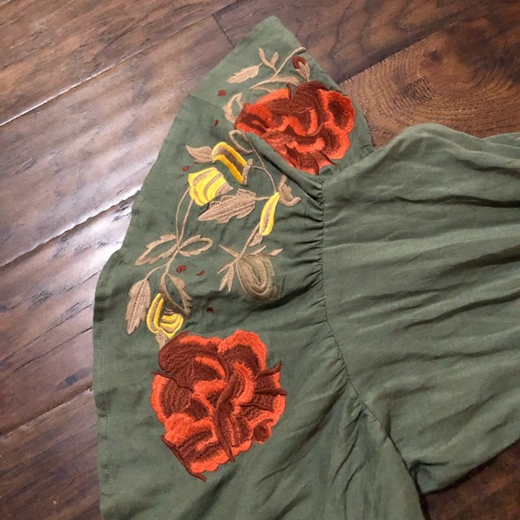 Boho off the shoulder embroidered dress - Picture 2 of 4